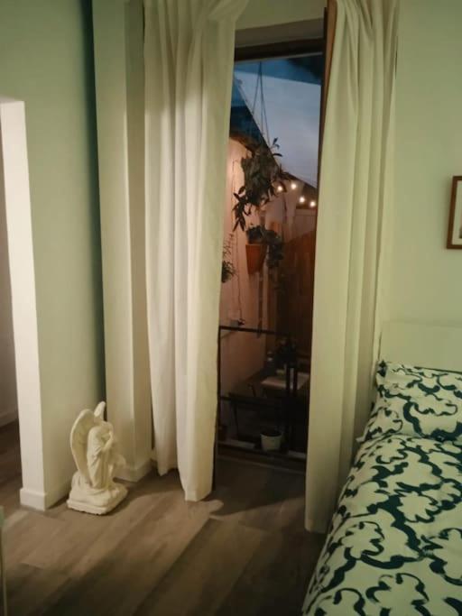Апартаменты A Casa Mi Неаполь Экстерьер фото